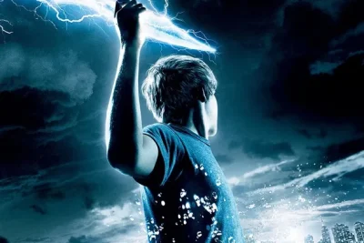 Percy Jackson y el ladrón del rayo (2010) Título original: Percy Jackson & the Olympians: The Lightning Thief