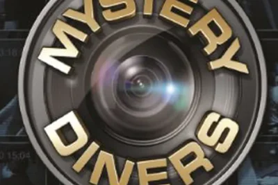 Restaurante indiscreto (2012) Título original: Mystery Diners